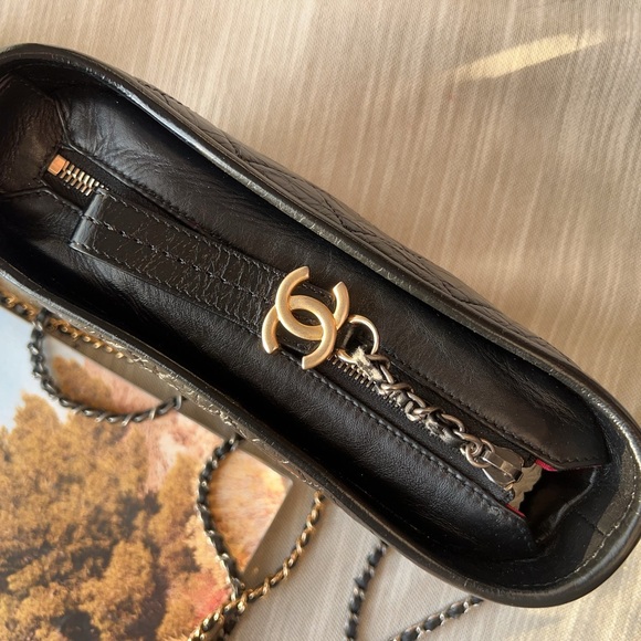 Chanel Small Calfskin Gabrielle Hobo Black - Picture 4 of 11